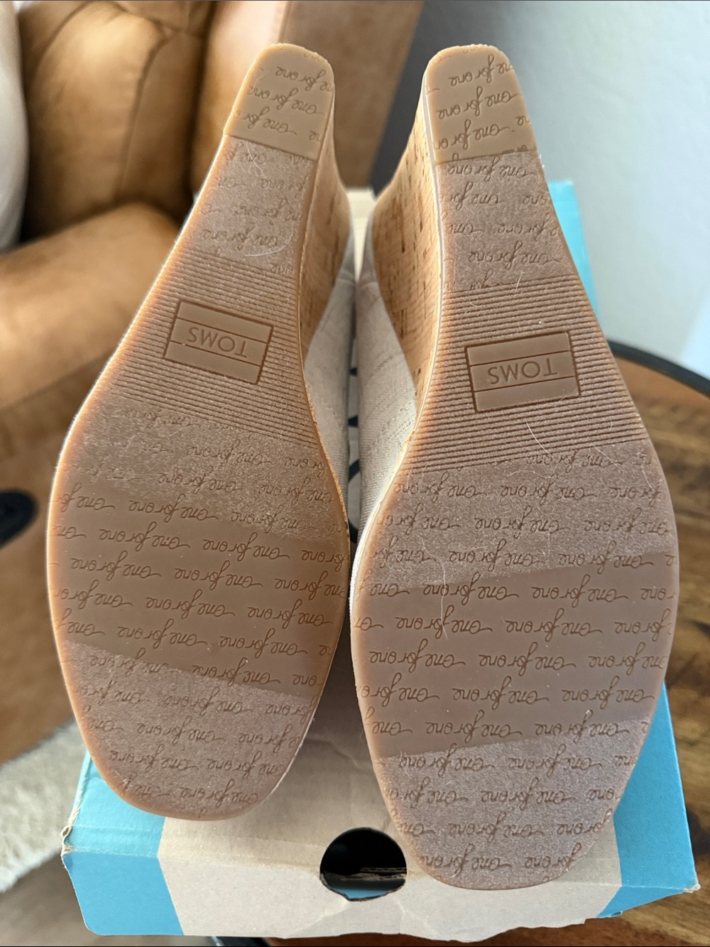 NIB-TOMS Beige Linen Cork Wedge Peep-Toe Espadrilles - Picture 4 of 4